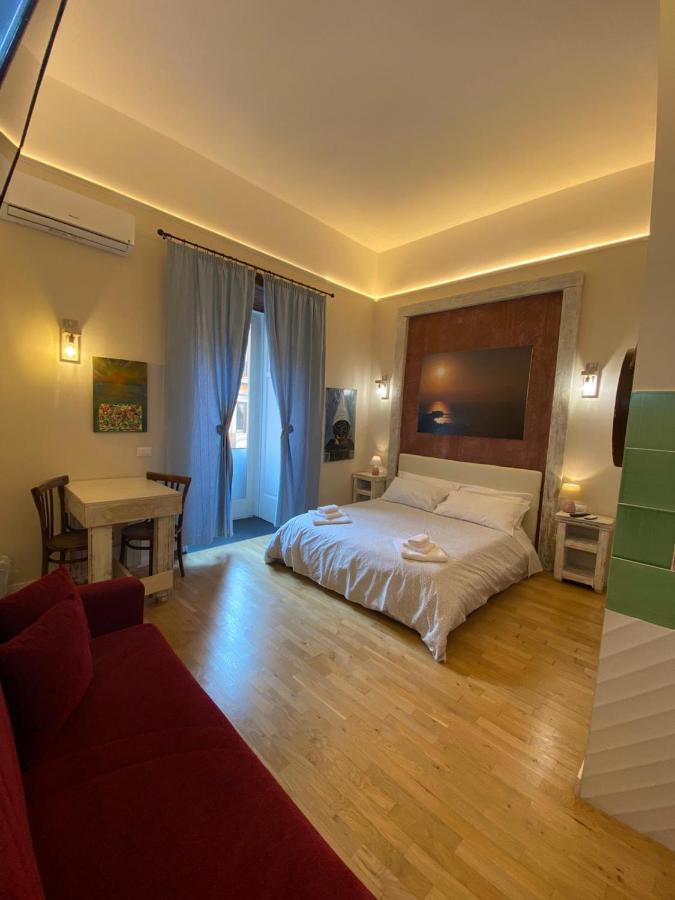 Corso 211 Beds & Naples