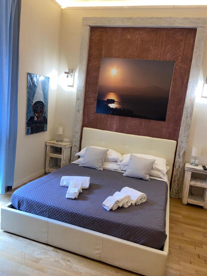 Corso 211 Beds & *
