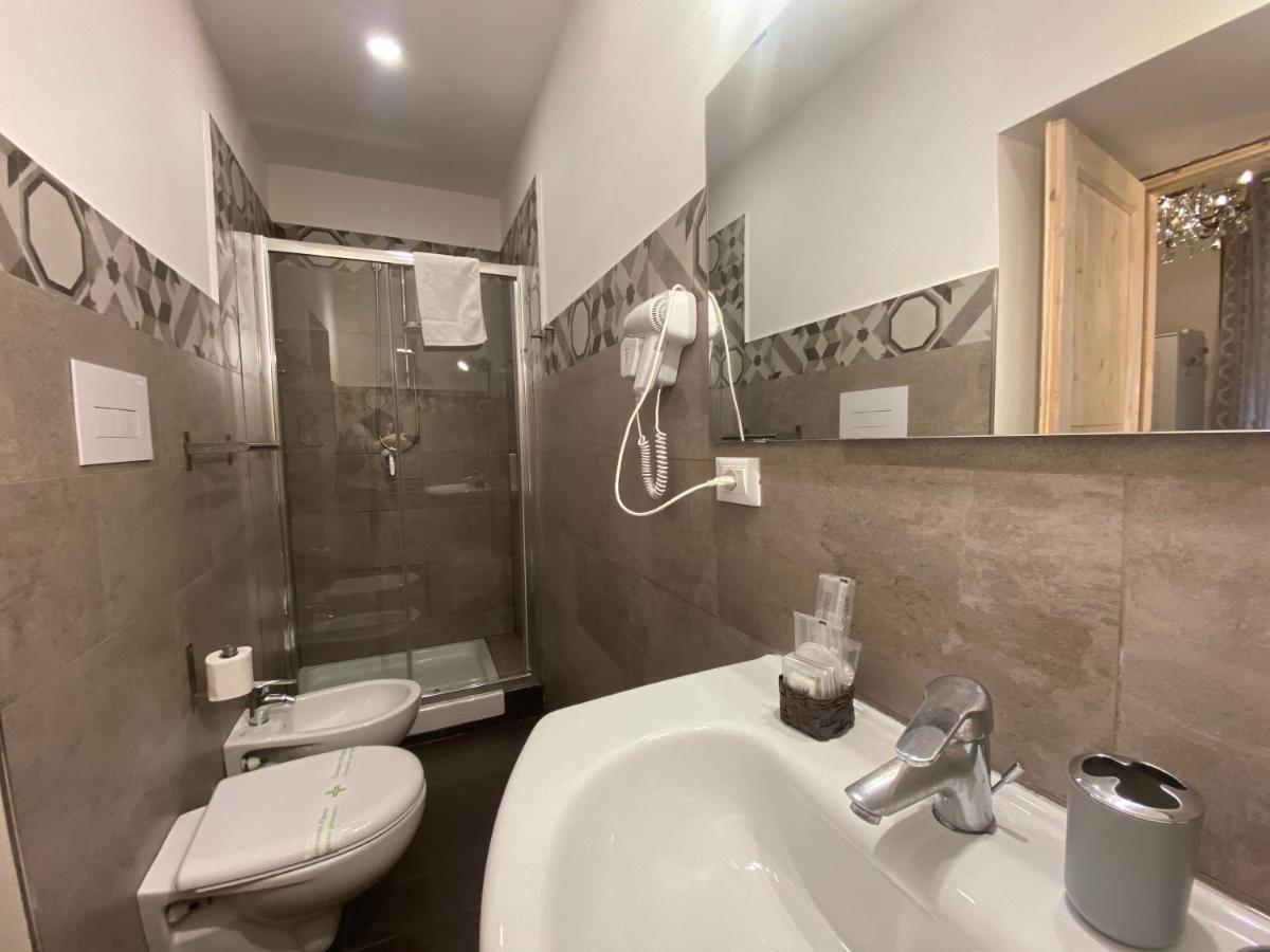 Corso 211 Beds &