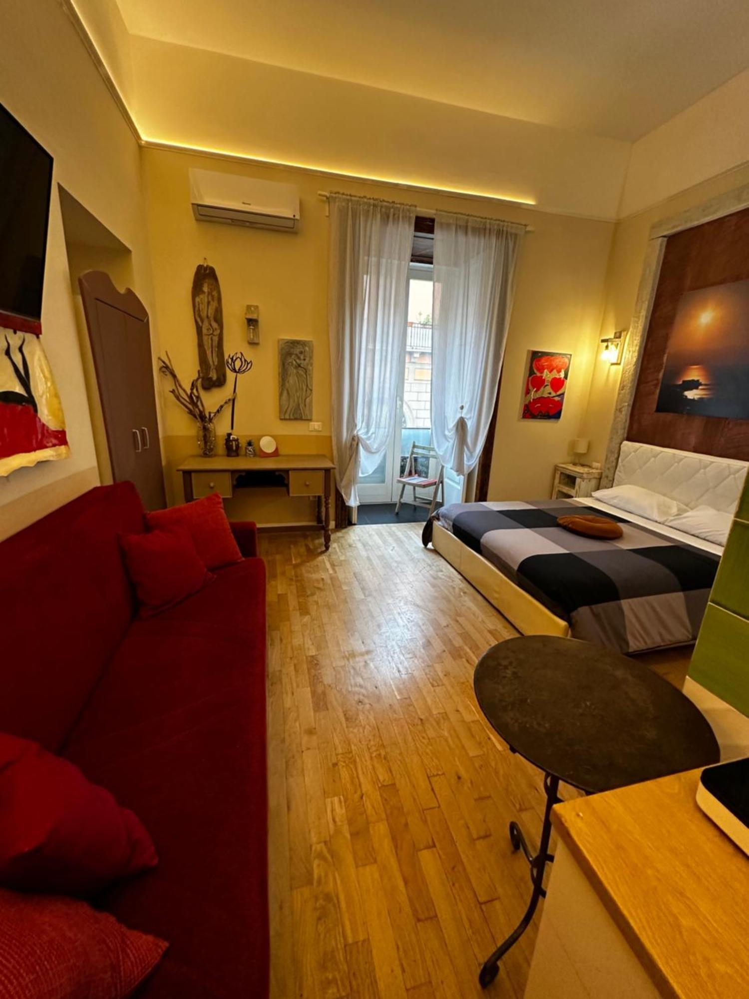 Guest house Corso 211 Beds & Naples