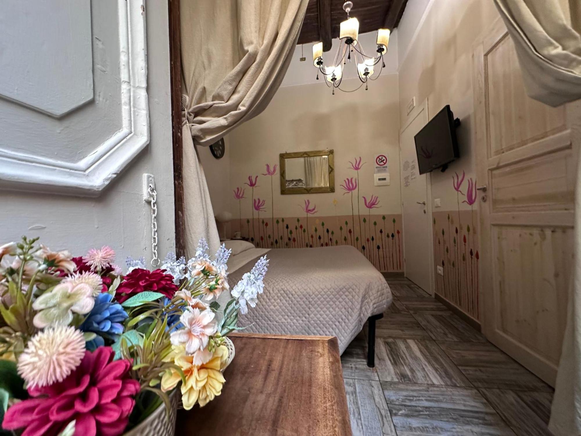 Corso 211 Beds & Guest house *